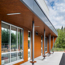 Auguston childcare outside